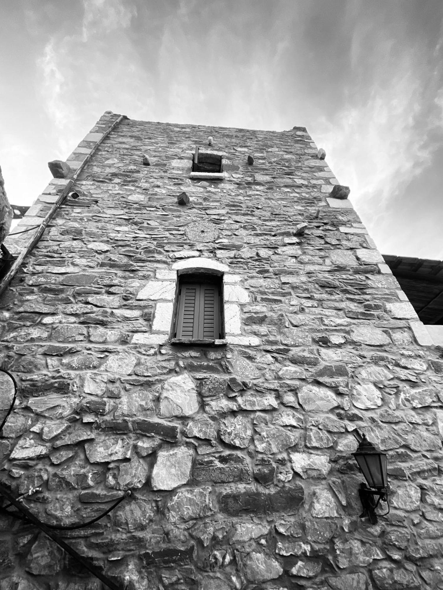 Castle Rizaraki Hotel Kokkala Екстериор снимка