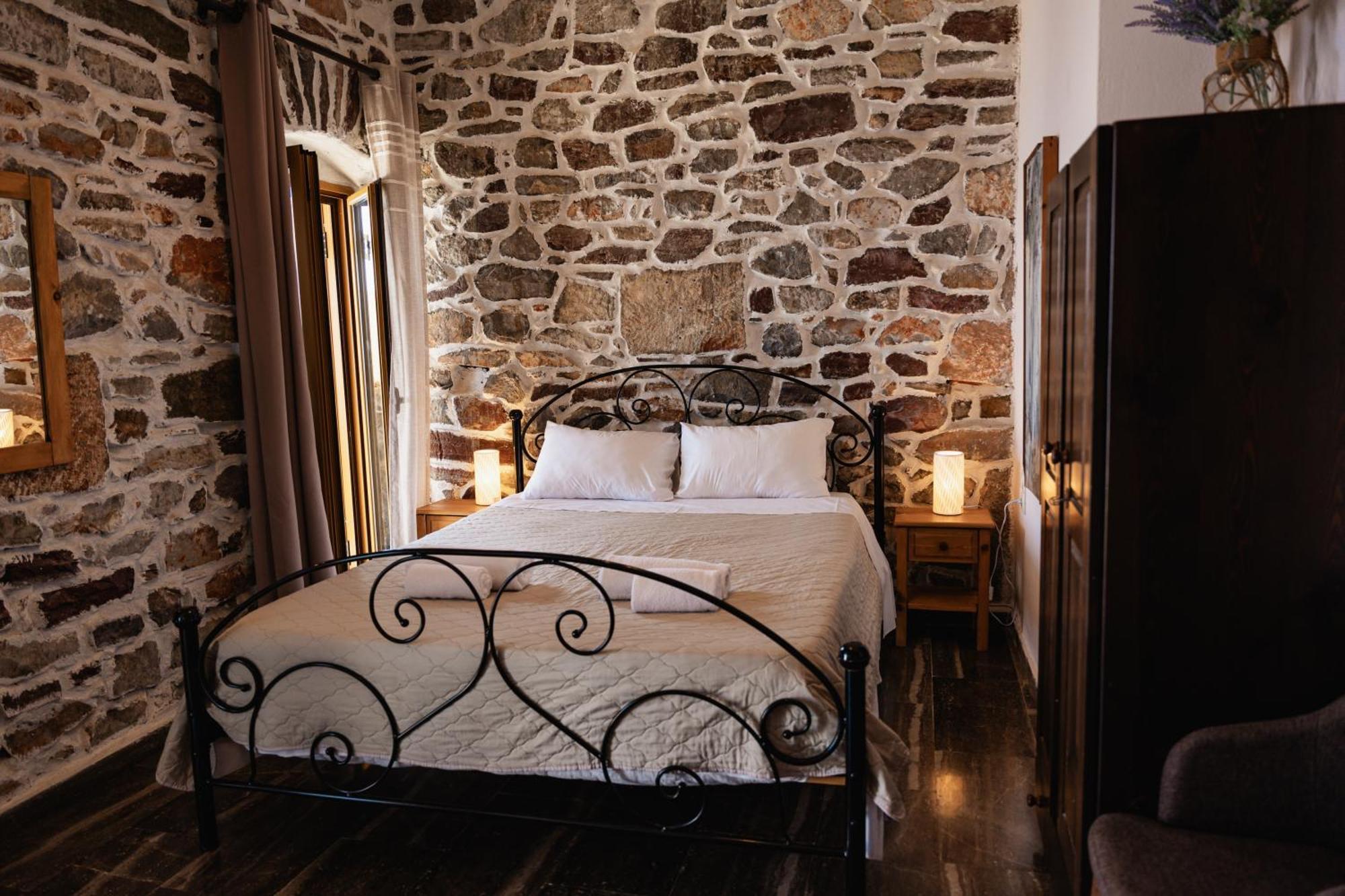 Castle Rizaraki Hotel Kokkala Екстериор снимка
